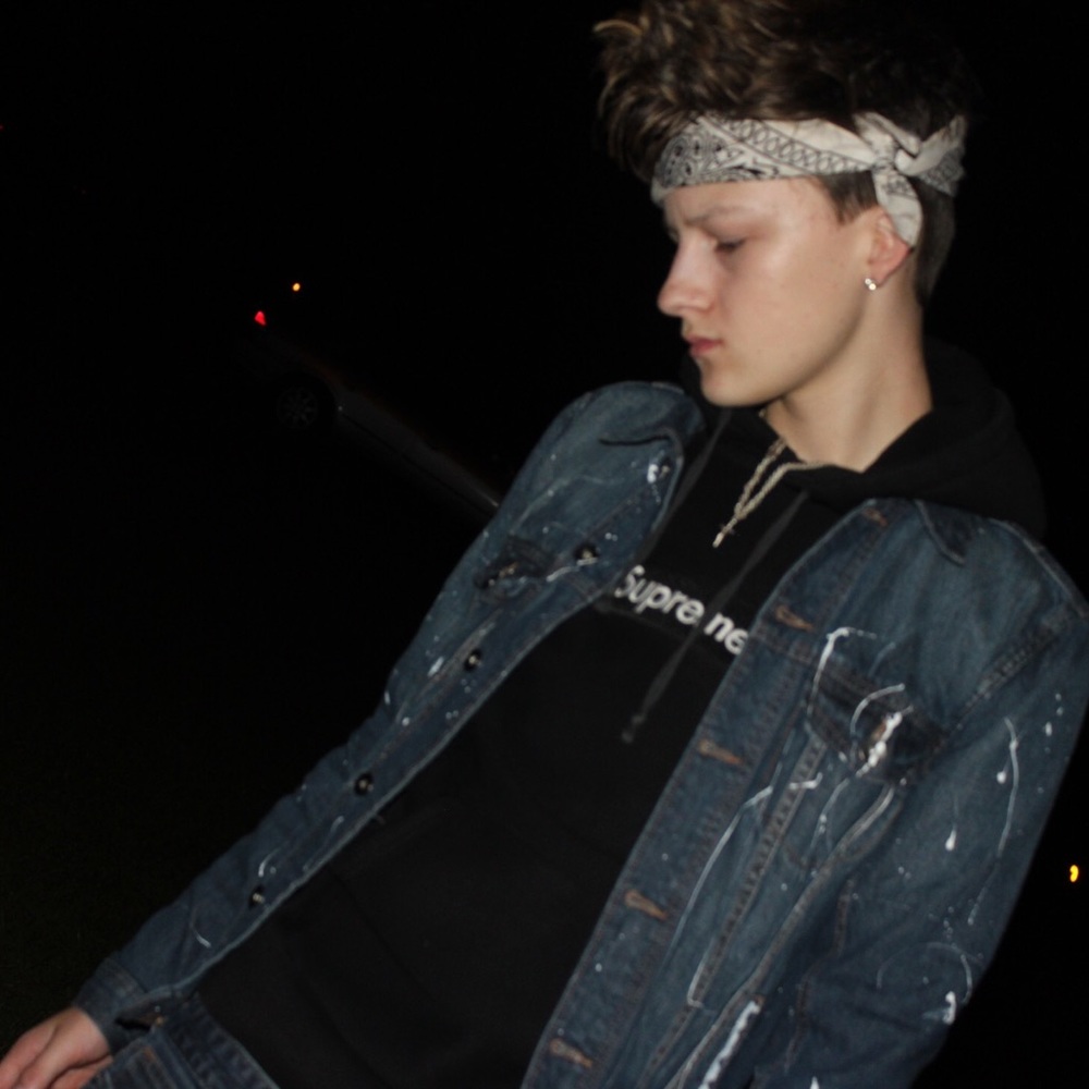 Meet your Posher, Fiji